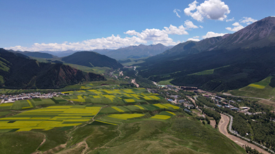 【&ldquo;飛閱&rdquo;中國(guó)】在盛夏，邂逅多彩卓爾山