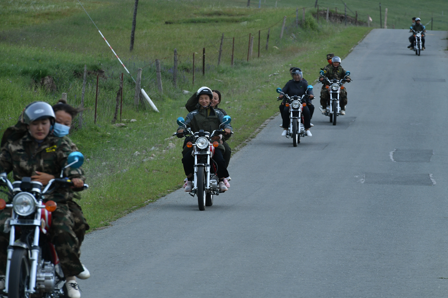 【顯影中國(guó)】生態(tài)管護(hù)&ldquo;娘子軍&rdquo; 這群小姐姐真颯！