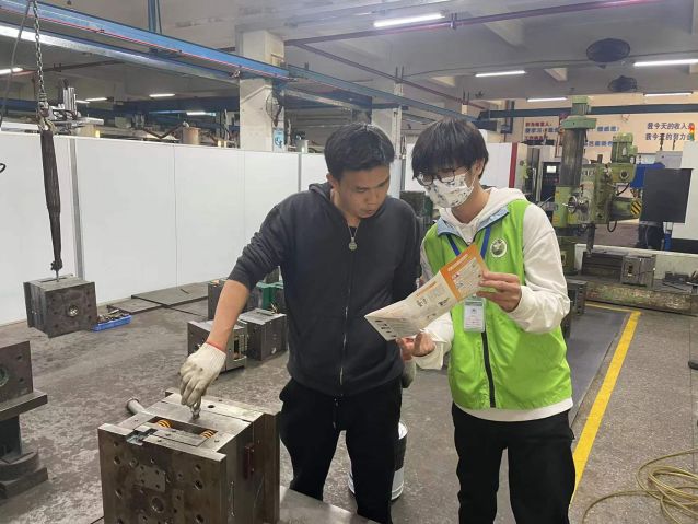 三鄉(xiāng)鎮(zhèn)開展“勤勞致富，遠(yuǎn)離毒品”禁毒宣傳活動(dòng)照片4.jpg