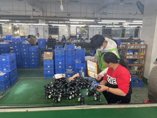 三鄉(xiāng)鎮(zhèn)開展“加強禁毒宣傳， 共創(chuàng)無毒企業(yè)”活動照片3.jpg
