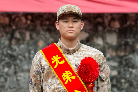 熱血男兒爭(zhēng)圓“參軍夢(mèng)”！中山新兵即將奔赴軍營(yíng)
